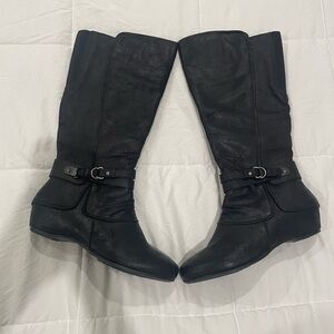 Black Heeled Boots for Women